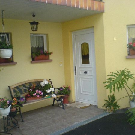 Chez Joséphine Bed and Breakfast Metting Exterior foto